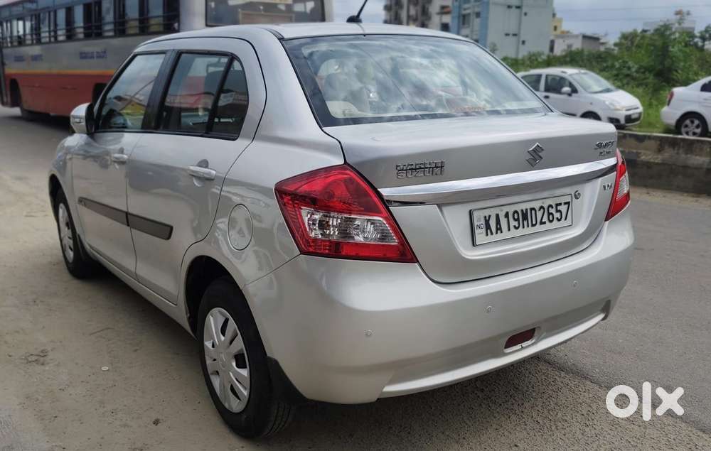 Maruti Suzuki Swift Dzire 1.2 Vxi Bsiv, 2013, Petrol