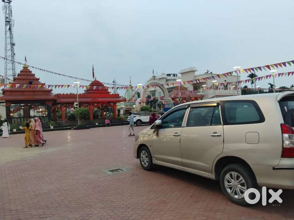 Toyota Innova Hycross 2013 Diesel 102300 Km Driven