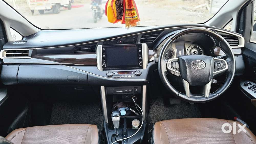Toyota Innova Crysta