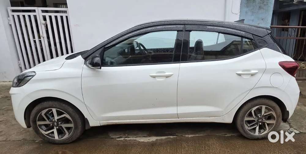 Hyundai Grand I10 Sportz 2021 Manual Dual Tone Colour