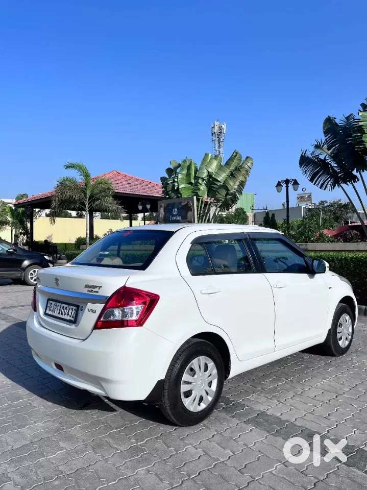 Maruti Suzuki Swift Dzire 1.3 Vxi, 2014, Petrol