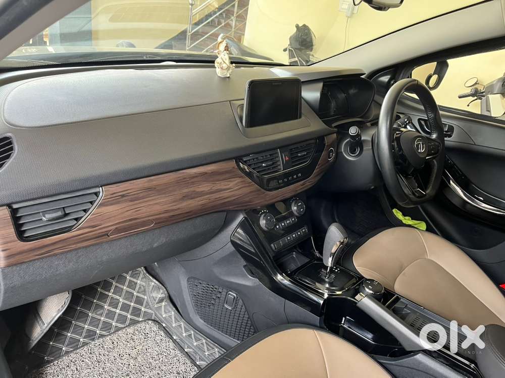 Tata Nexon 2023 Petrol
