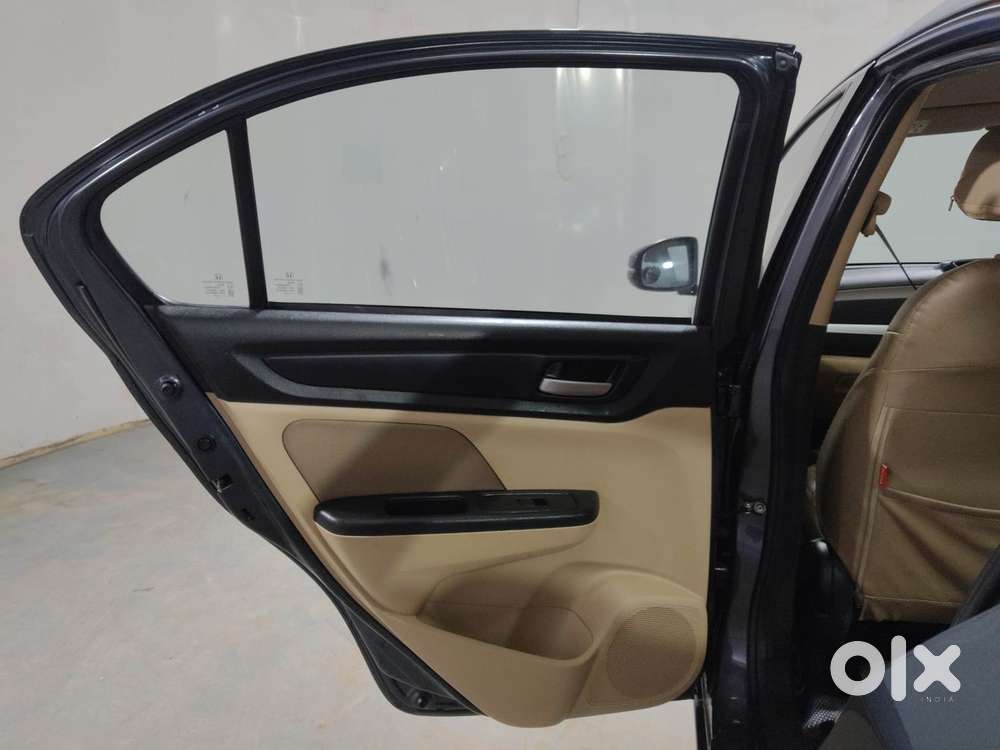 Honda Amaze Vx 1.2 Petrol Mt, 2023, Petrol
