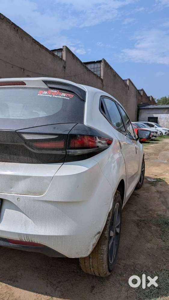 Tata Altroz, 2022, Diesel