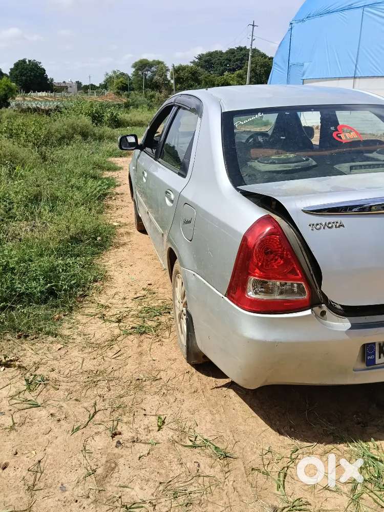 Toyota Etios Cross 2021