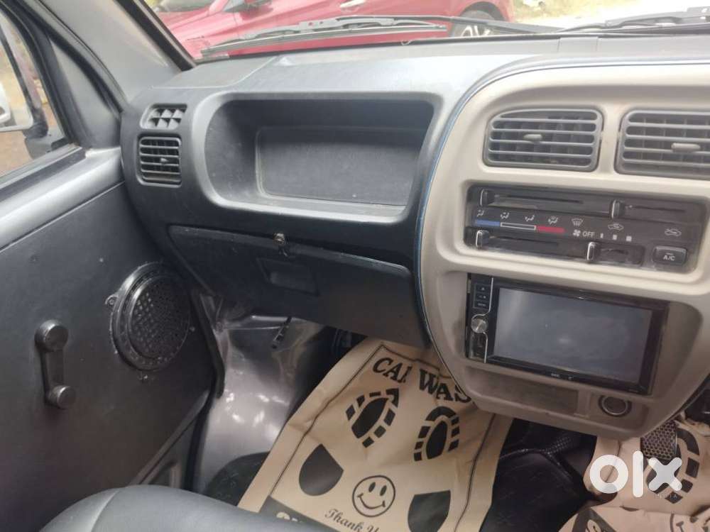 Maruti Suzuki Eeco 5 Str Ac (o), 2017, Petrol