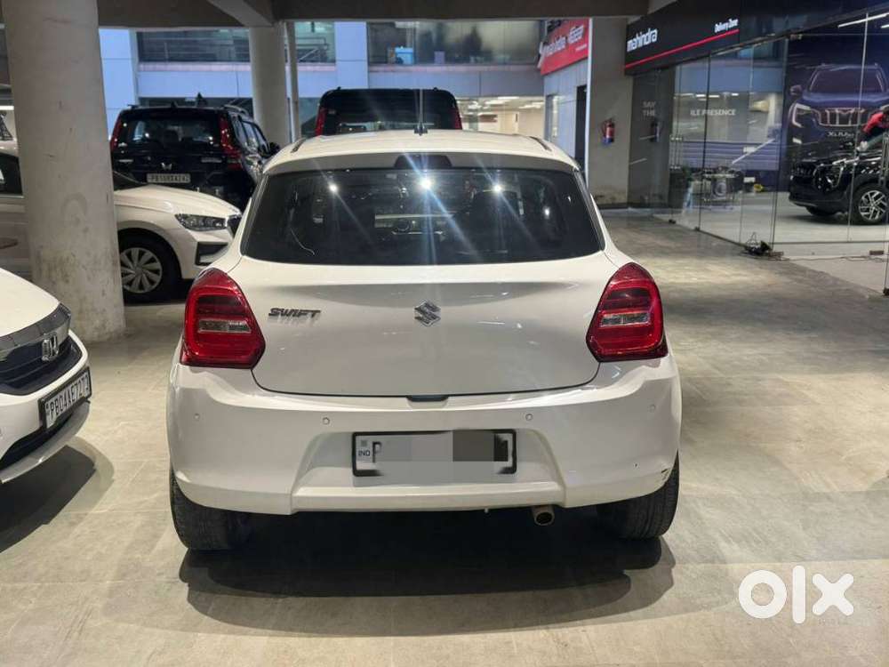 Maruti Suzuki Swift Vxi + Manual, 2021, Petrol