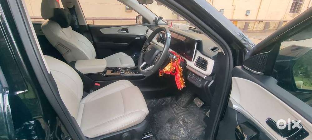 Xuv700 Ax7l 6str