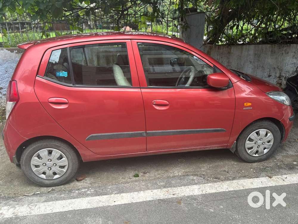 Hyundai I10 Sportz Petrol 2010