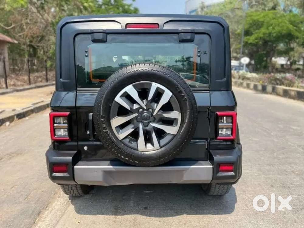 Mahindra Thar Roxx Petrol 2025