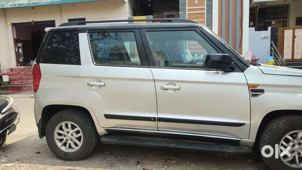 Mahindra Tuv 300 2017