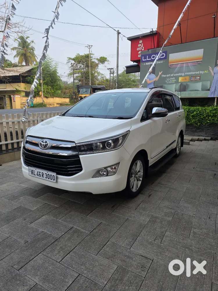 Toyota Innova Crysta 2017 2.8 Zx At 7s 58000km Excellent Condition