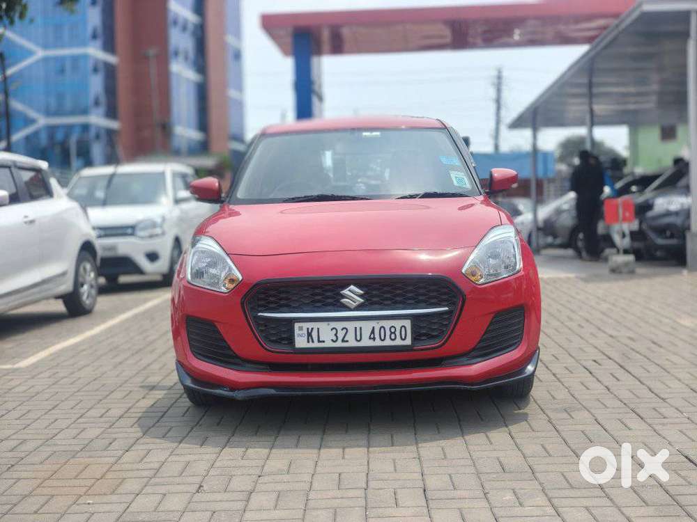 Maruti Suzuki Swift Vxi + Manual, 2023, Petrol