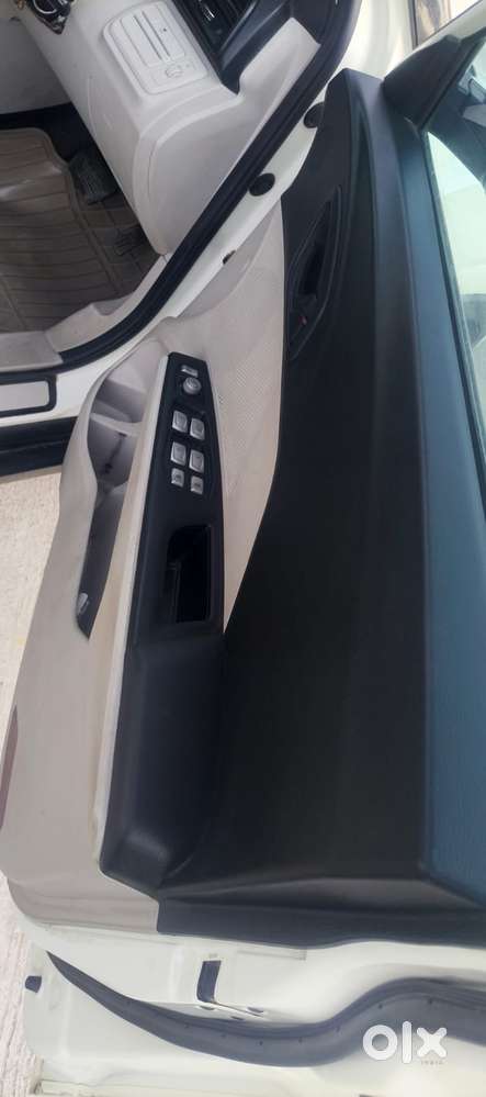 Mahindra Xuv300 W6, 2022, Petrol