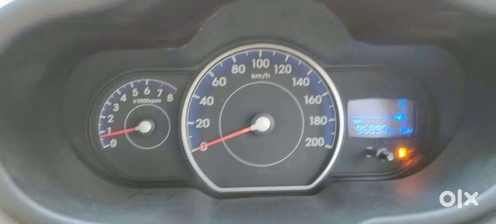 Hyundai I10 Sportz, 2012, Petrol