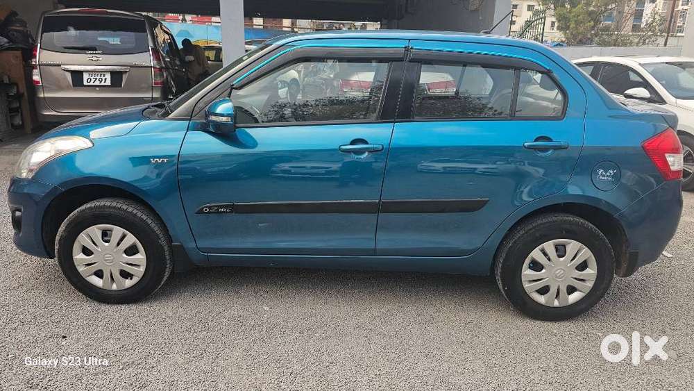 Maruti Suzuki Swift Dzire 1.2 Vxi Bsiv, 2013, Petrol