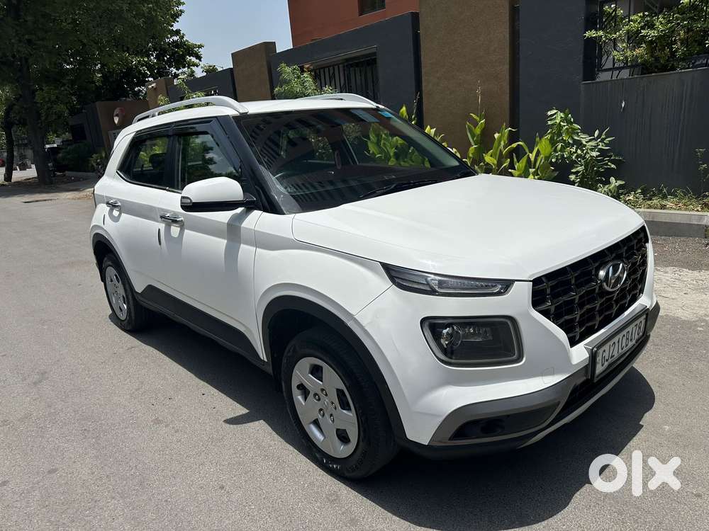 Hyundai Venue S Plus Mt 1.2 Kappa, 2020, Petrol