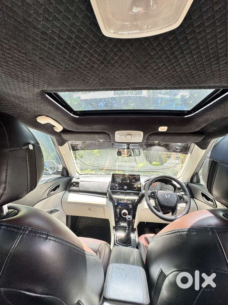 Mahindra Xuv 3xo Mx3, 2024, Petrol