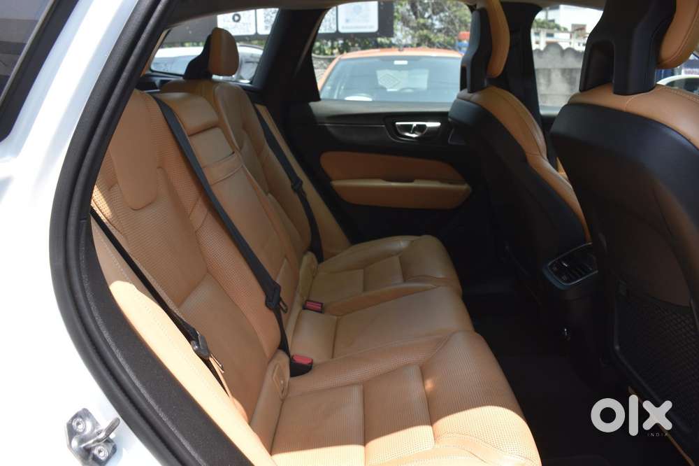 Volvo Xc60 D5 Awd Automatic, 2018, Diesel