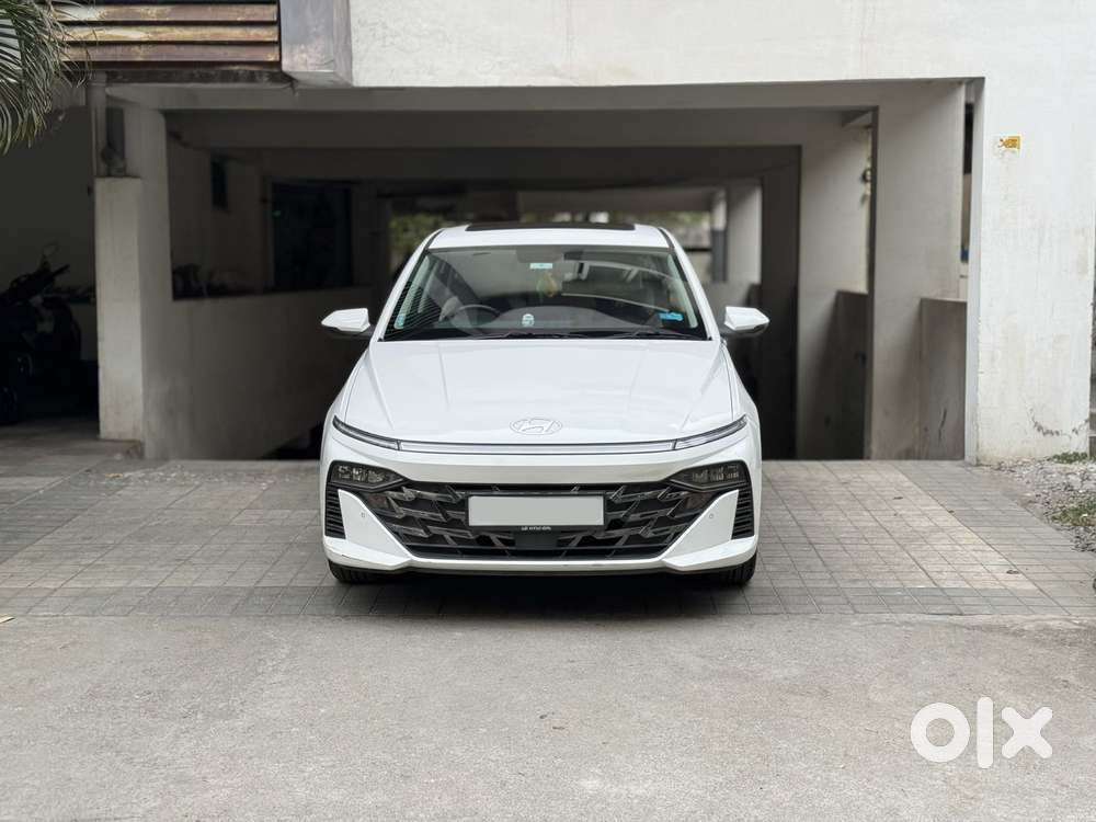 Hyundai Verna 1.5 Sx (o) Vtvt Ivt, 2023, Petrol