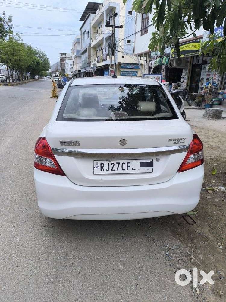 Maruti Suzuki Dzire 1.2 Vxi, 2016, Petrol