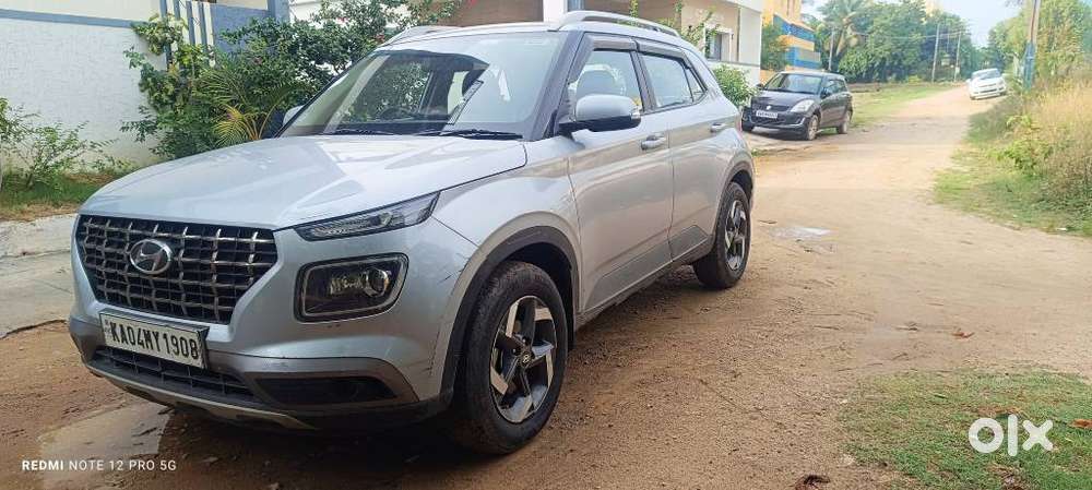 Hyundai Venue Sx (o) Mt 1.5 Diesel, 2020, Diesel