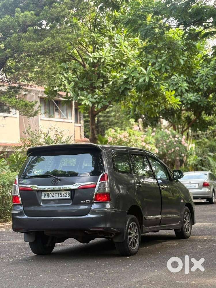 Toyota Innova Diesel 2011