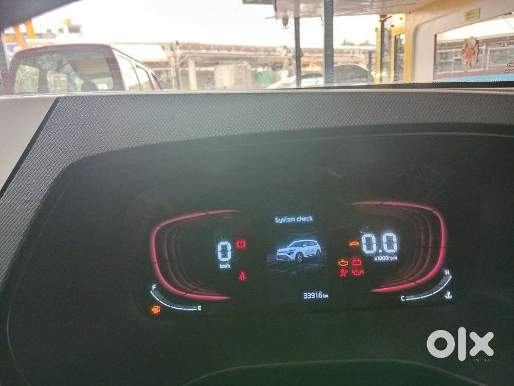 Kia Carens 1.4 Prestige Plus Turbo 7 Str, 2022, Petrol