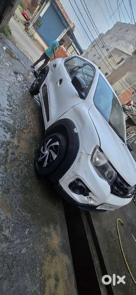 Renault Kwid Petrol Manual 2016