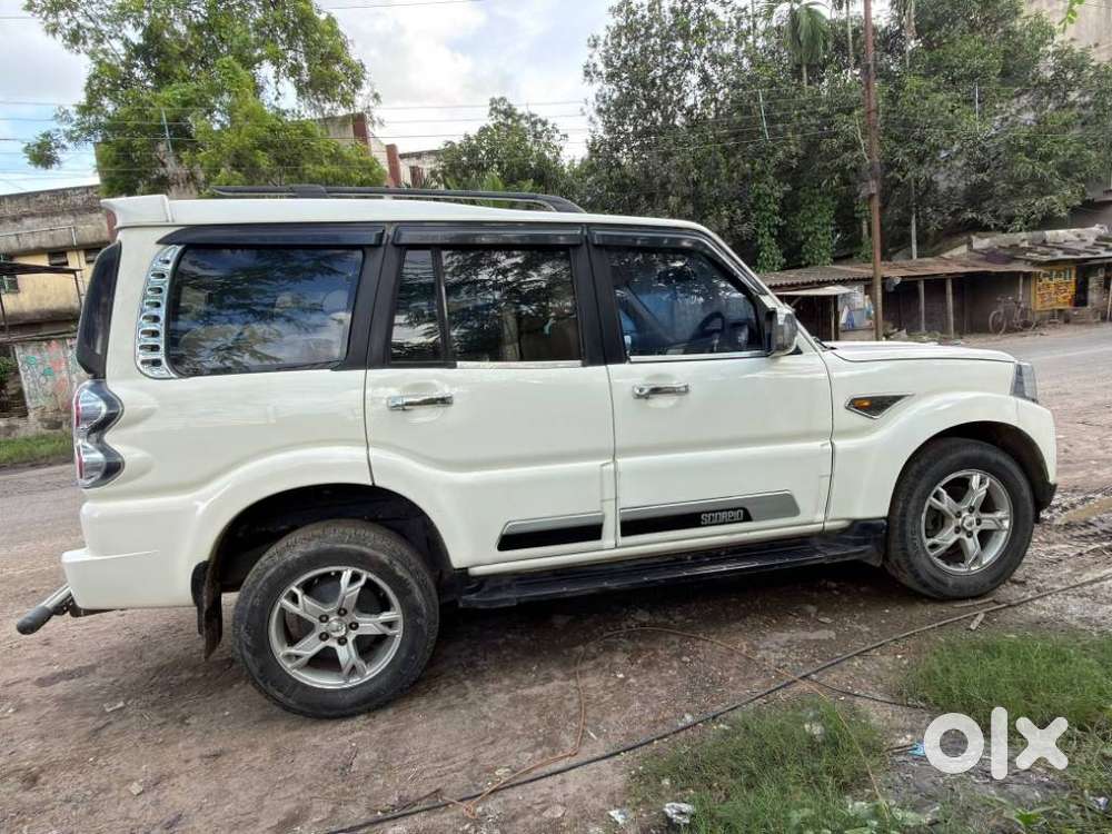 Mahindra Scorpio S10, 2017, Diesel