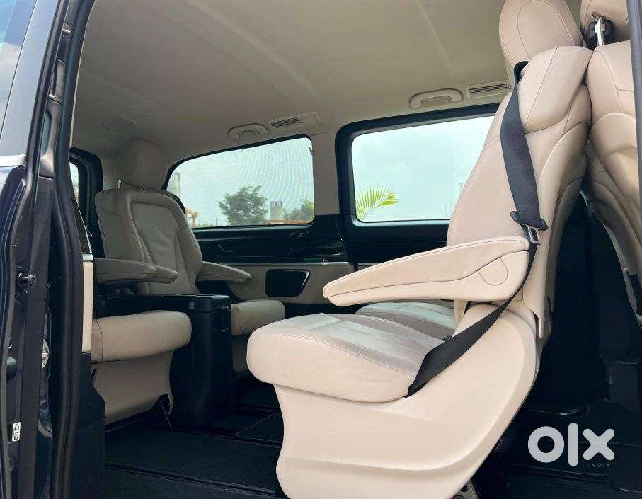Mercedes-benz V-class 2.1 220 Expression Diesel At, 2020, Diesel