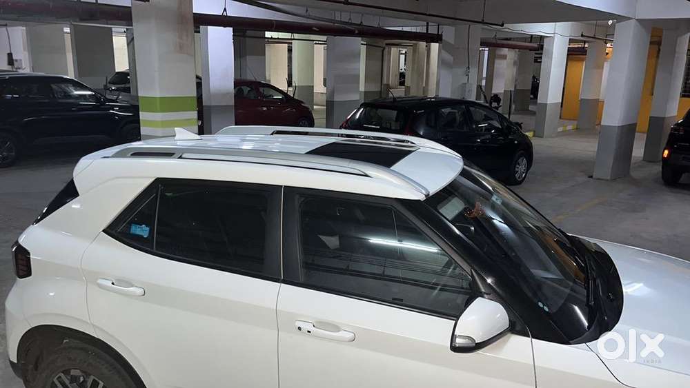 Hyundai Venue 2022 Diesel Well Maintained