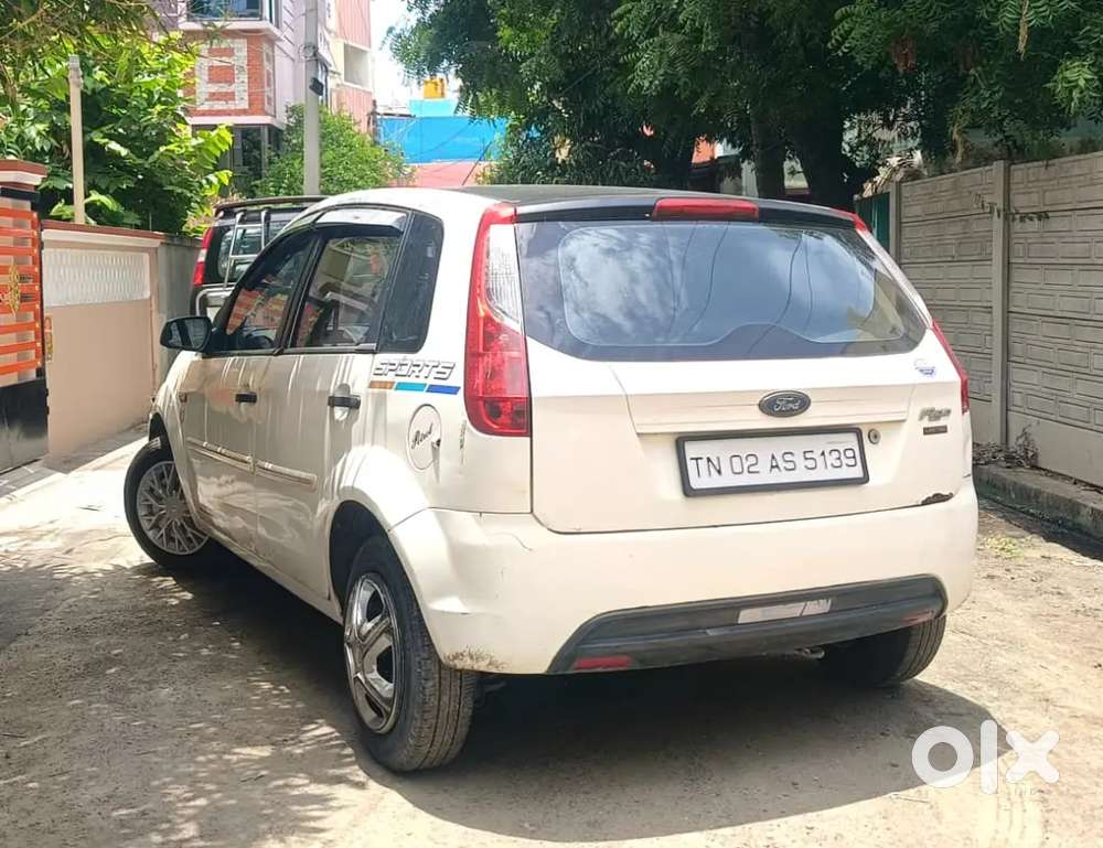 Ford Figo 1.2 Petrol 2011
