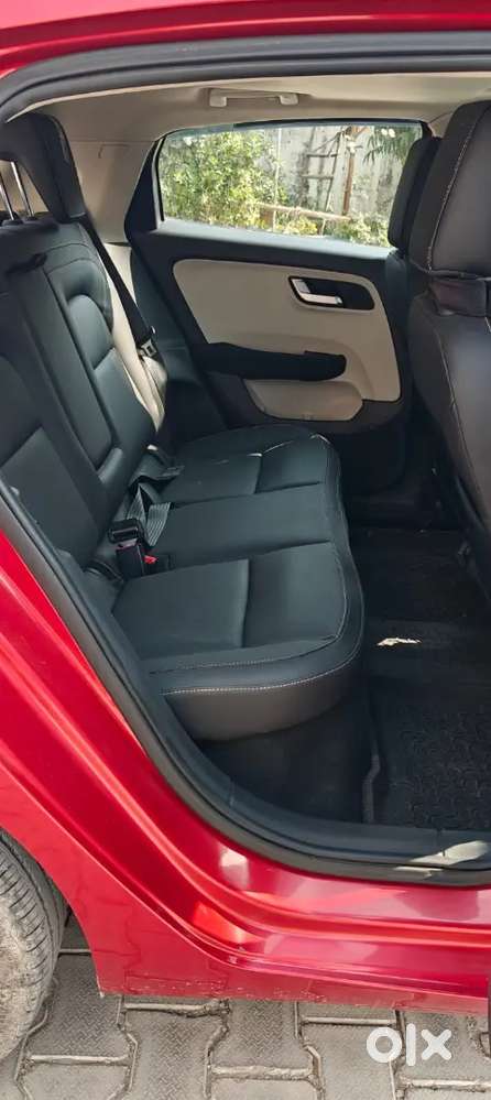 Tata Altroz Xz+ (s) Petrol Manual