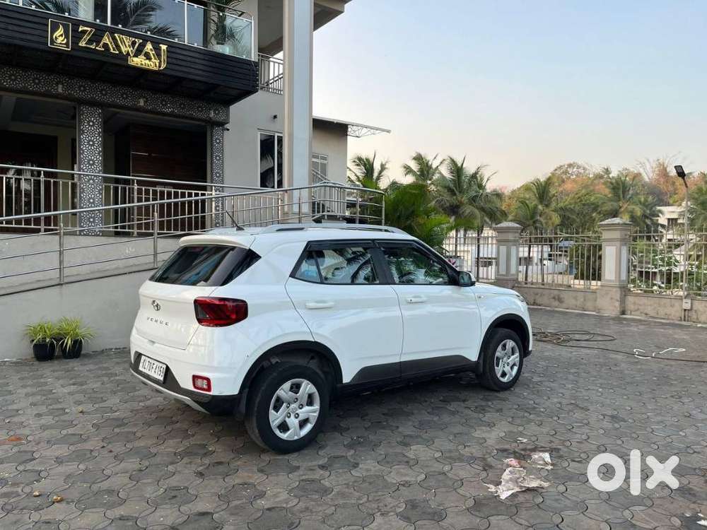 Hyundai Venue S 1.2 Petrol, 2020, Petrol