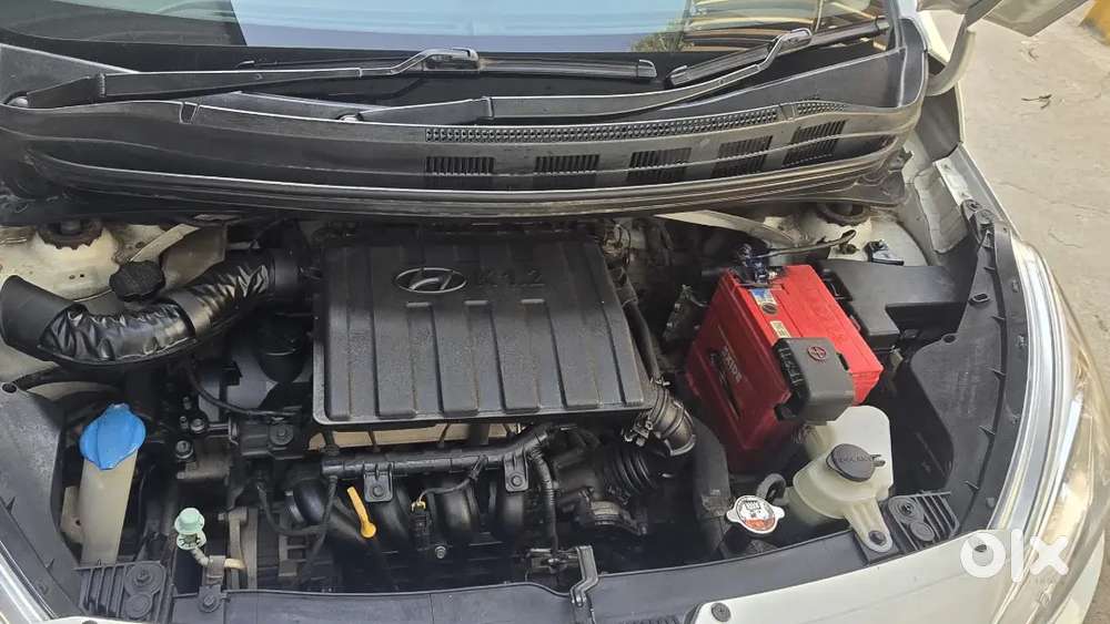 Hyundai Grand I10 2016 Petrol 32000 Km Driven