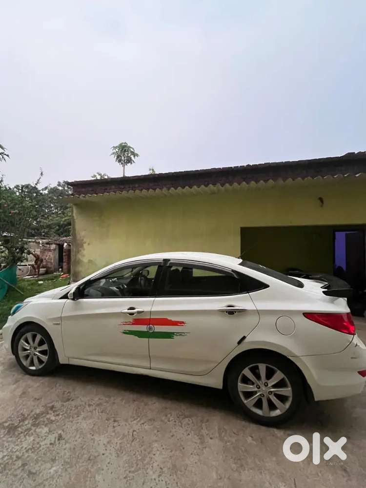Hyundai Fluidic Verna 2013 Diesel 90000 Km Driven