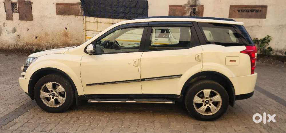 Mahindra Xuv500 2015 Diesel 133265 Km Driven Family Use Car