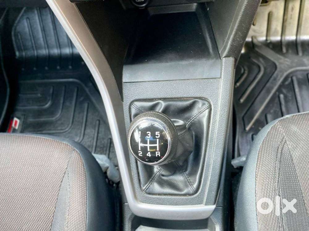 Maruti Suzuki Brezza 1.5 Zxi Smart Hybrid, 2022, Petrol