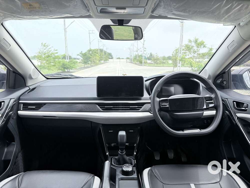 Tata Nexon Creative 1.2 Revotron Petrol 6 Mt Dt, 2025, Petrol