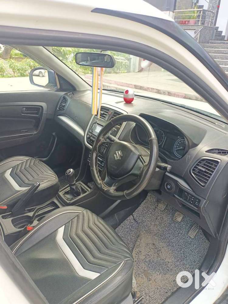 Maruti Suzuki Brezza 1.5 Vxi Smart Hybrid, 2022, Petrol