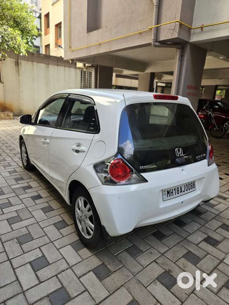 Honda Brio 2012 Petrol Well Maintained