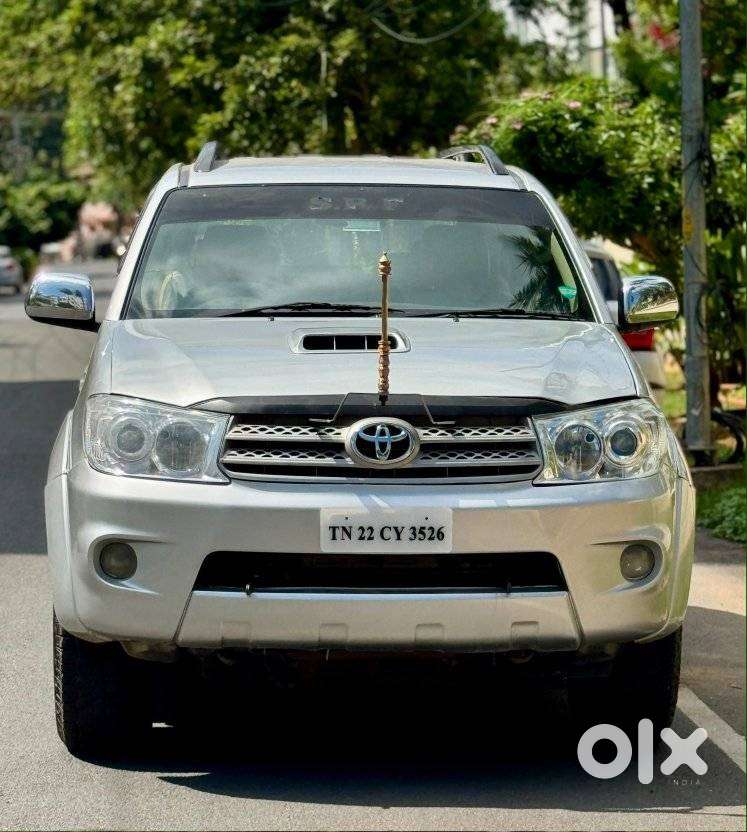 Toyota Fortuner 3.0 4x4 Manual, 2011, Diesel