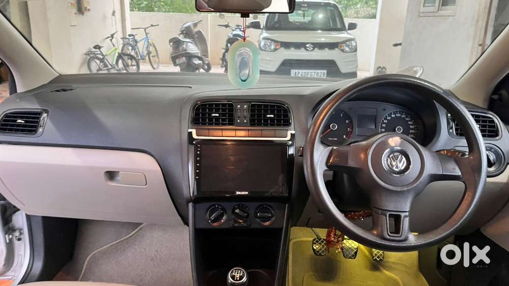 Volkswagen Polo 2011 Petrol Automatic