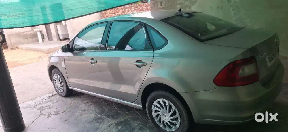 Skoda Rapid Ambition 2013 Diesel Manual