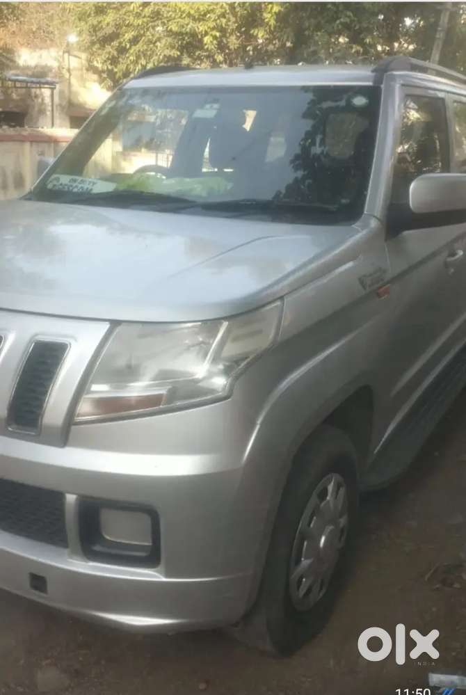 Mahindra Tuv 300 2017