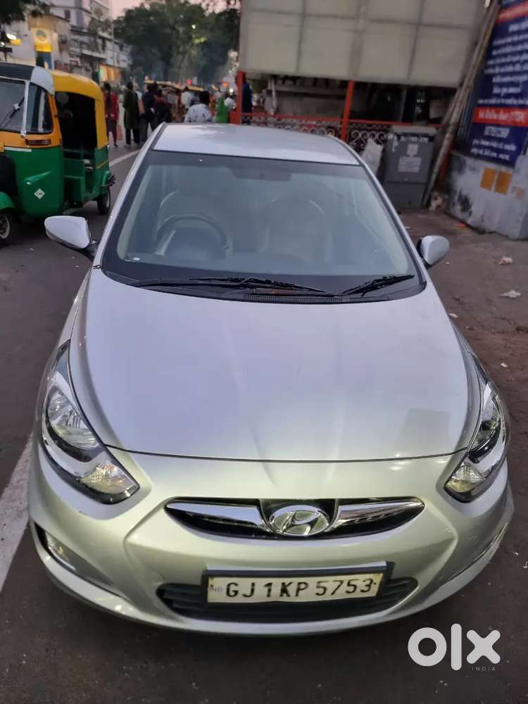 Hyundai Verna Crdi 2012