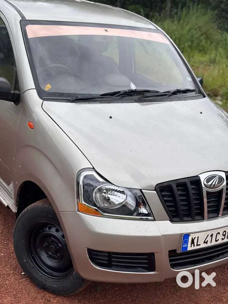 Mahindra Xylo D2 
2030 Pepper Clear 
4 New Years
No Accident