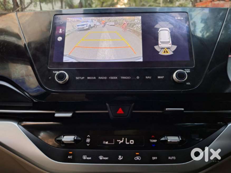 Kia Carens 1.5 Luxury Plus Diesel At 6 Str, 2022, Diesel