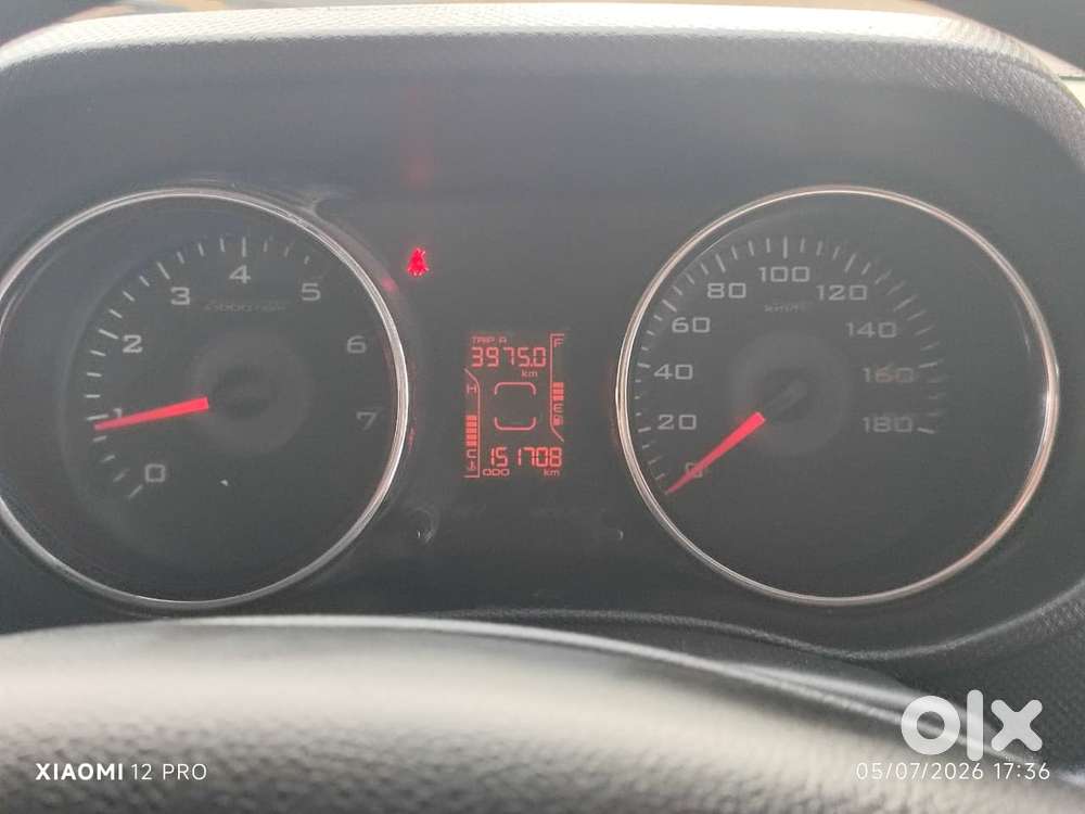 Mahindra Tuv 300 T10, 2019, Diesel